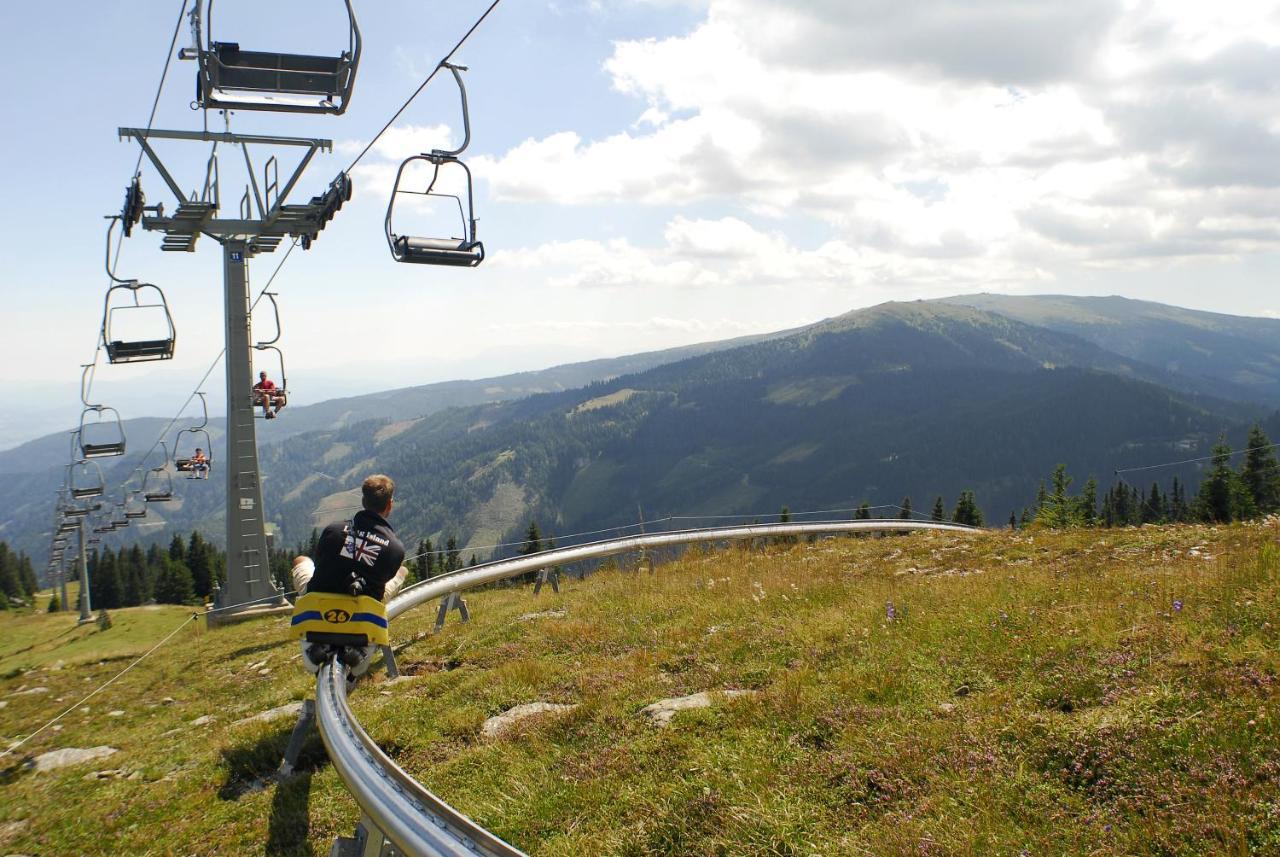 Almhuettendorf Klippitztoerl Klippitztorl Zewnętrze zdjęcie