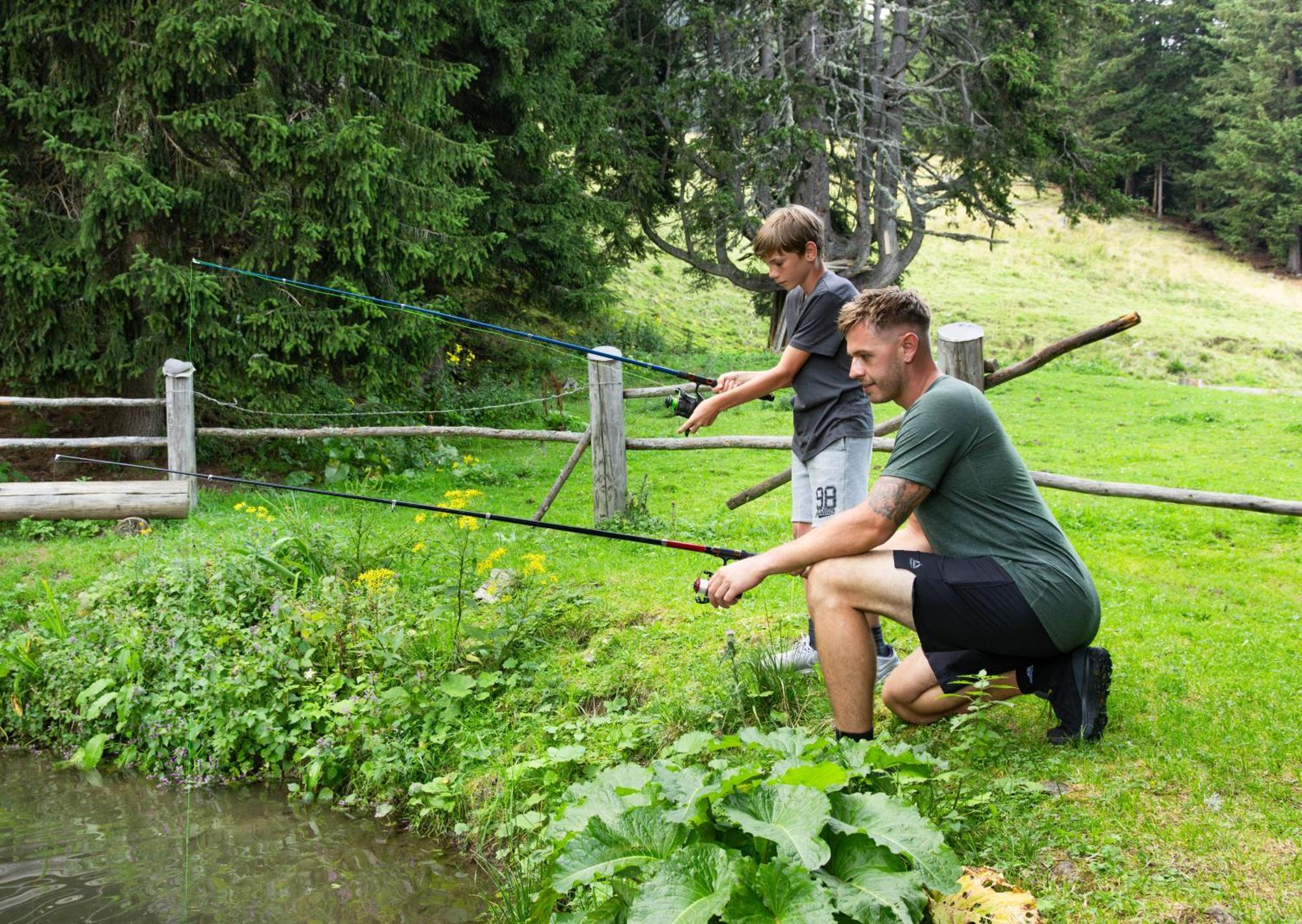 Almhuettendorf Klippitztoerl Klippitztorl Zewnętrze zdjęcie