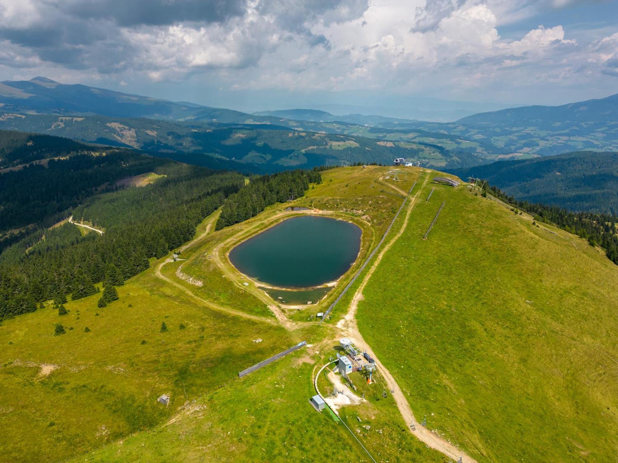 Almhuettendorf Klippitztoerl Klippitztorl Zewnętrze zdjęcie